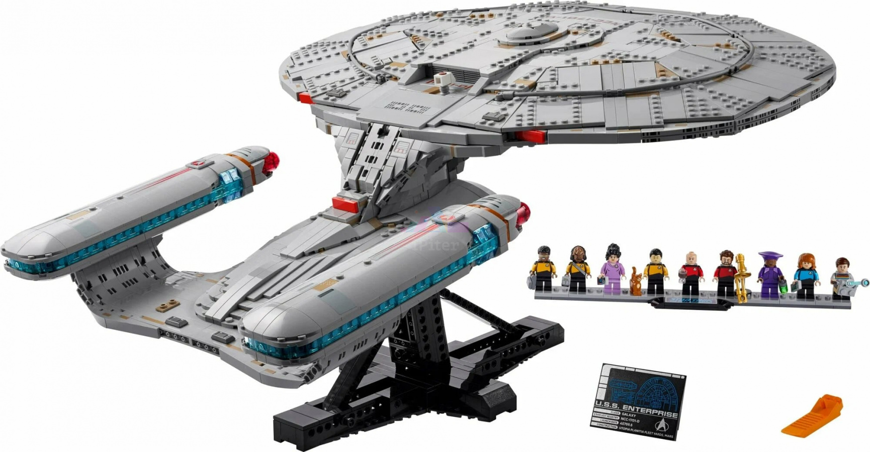 Фото Купить LEGO Icons 10356 Star Trek U.S.S. Enterprise по низкой цене в