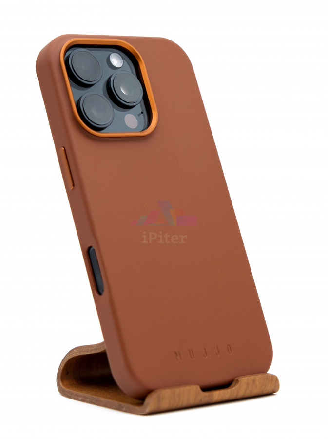Фото Купить Чехол Mujjo Leather with MagSafe для iPhone 16 Pro Коричневый по низкой цене в