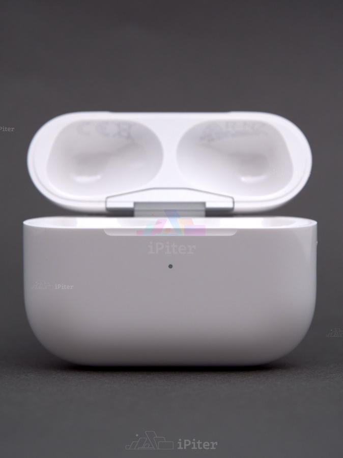 Фото Купить Футляр от Apple AirPods Pro (2-го поколения) USB-C 2023 по низкой цене в