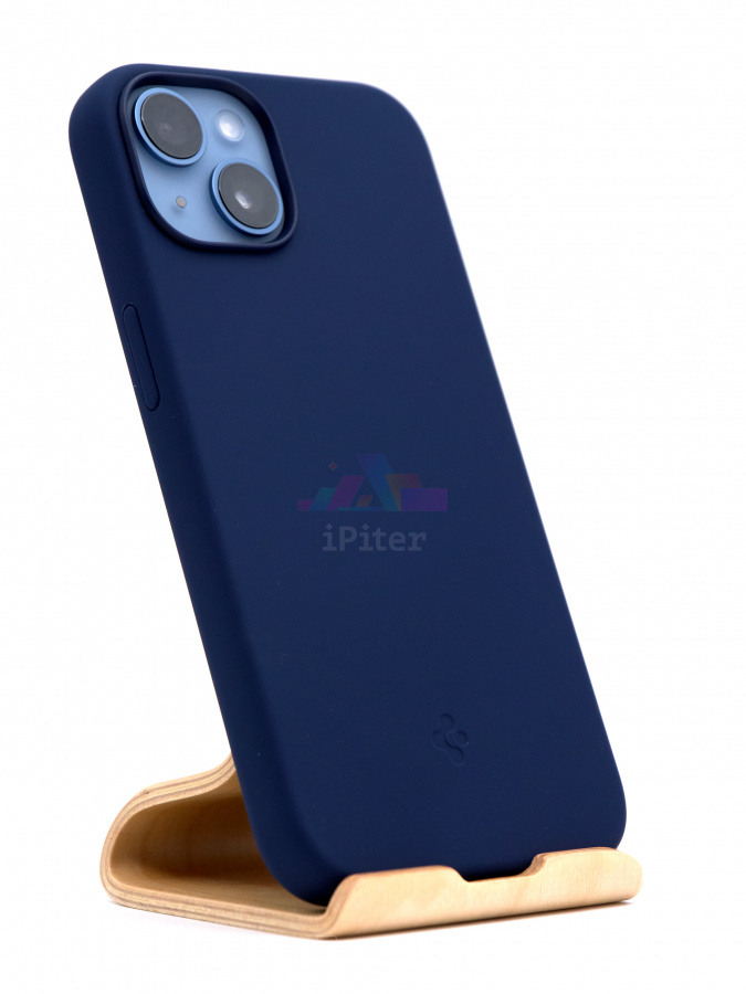 Фото Чехол Spigen Silicone Fit для iPhone 14, Тёмно-синий