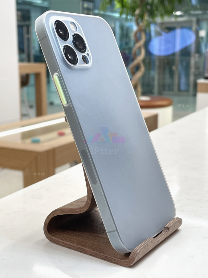 Фото Ультратонкий пластиковый чехол для iPhone 12 Pro, Белый