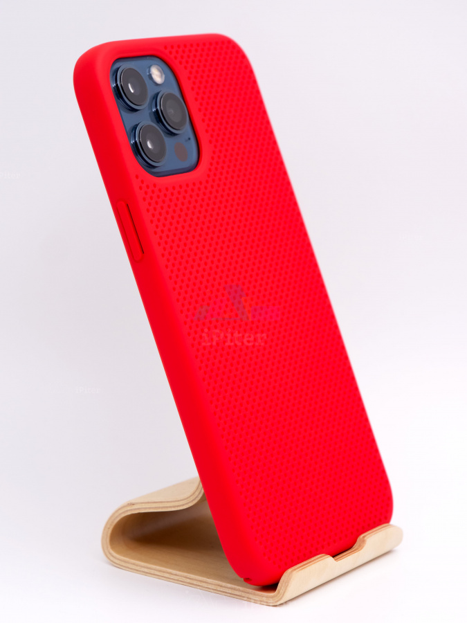 Фото Пластиковая 4D накладка перфорированная для iPhone 12 Pro Max, Красный