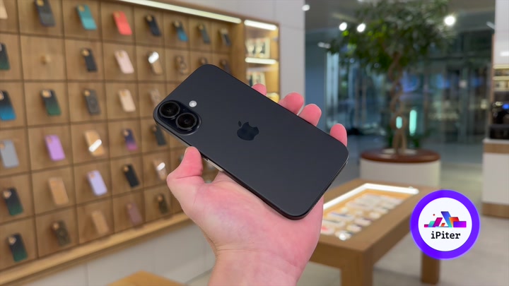 iPhone 16 Black