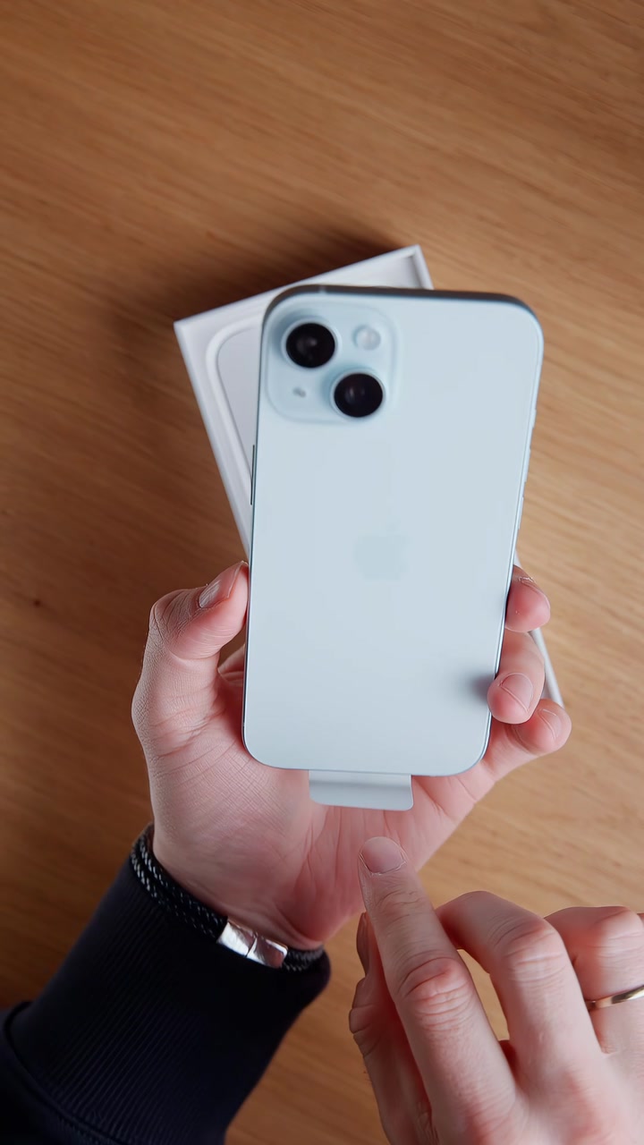 Самый красивый цвет iPhone 15