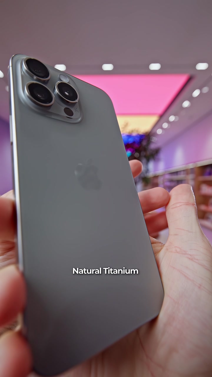 Как думаете, меняется ли впечатление от iPhone в зависимости от его цвета?