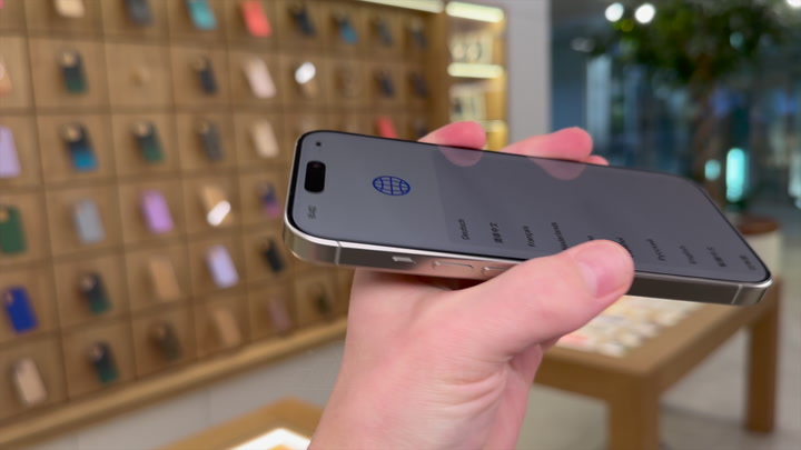 iPhone 16 Pro Natural Titanium