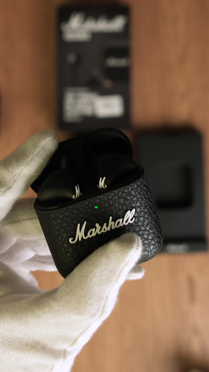 Marshall Minor IV (Black)