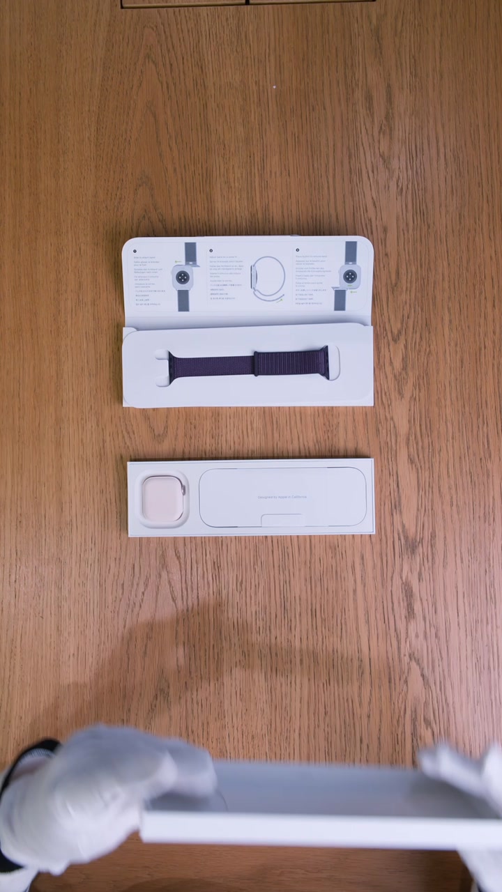 Apple Watch Series 10 42 мм Корпус из алюминия «Rose Gold» Спортивная петля «Plum»