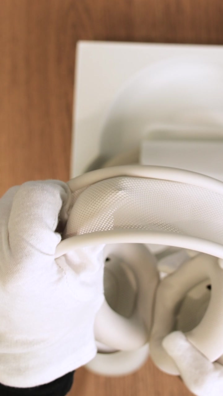 Беспроводные Наушники Apple AirPods Max (2024) Starlight