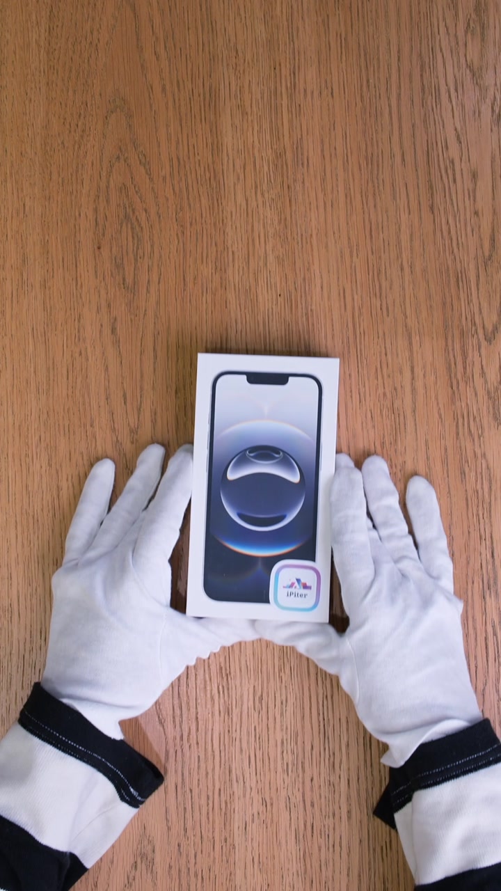 Apple iPhone 16e White (Белый)