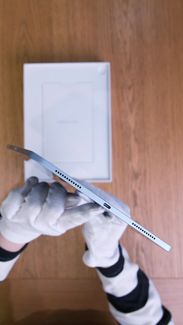 Apple iPad Air 7 (2025) 11 дюймов Wi-Fi Blue (Синий)