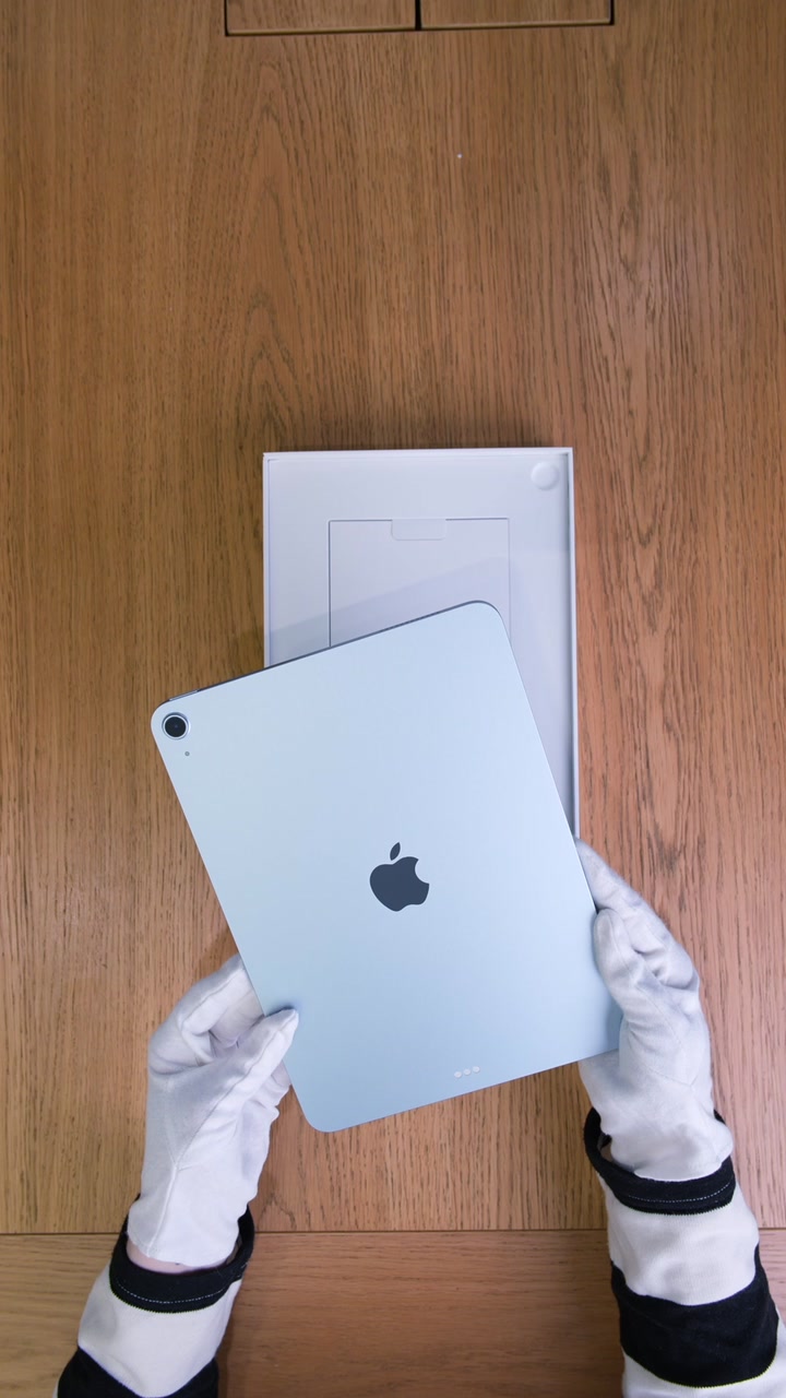 Apple iPad Air 7 (2025) 11 дюймов Wi-Fi Blue (Синий)