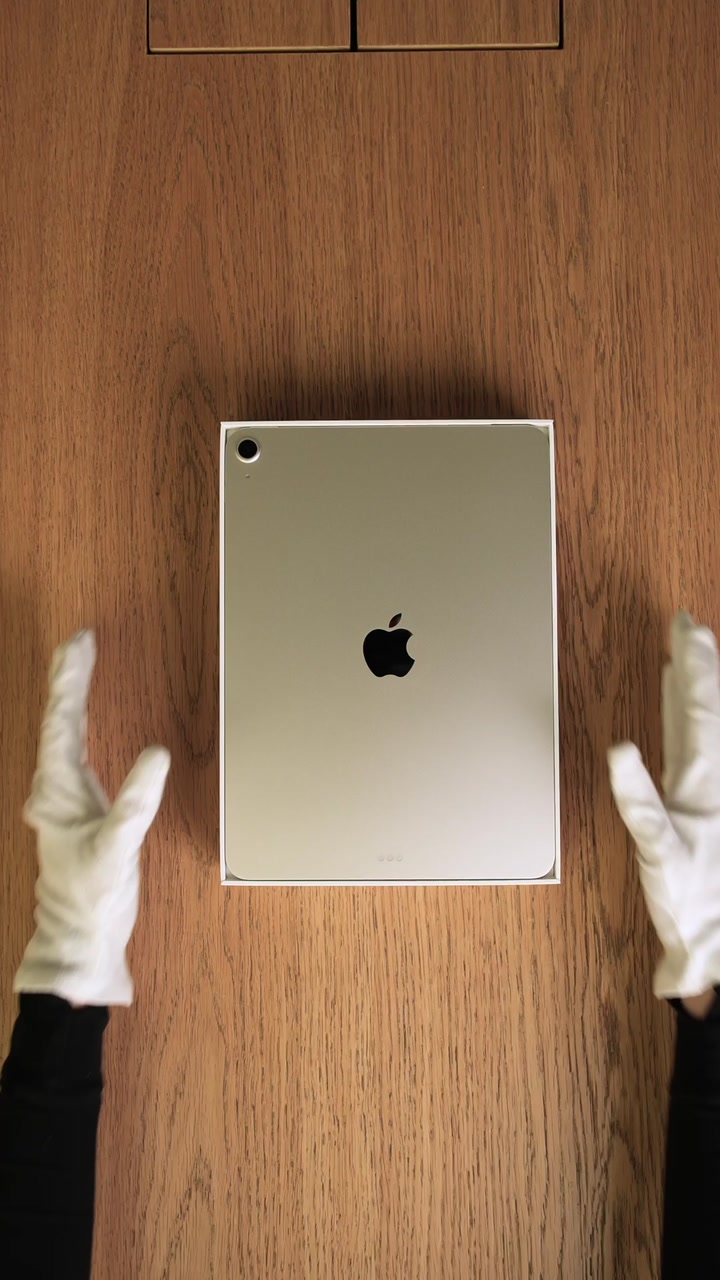 Apple iPad Air 7 (2025) 11 дюймов Wi-Fi Starlight (Сияющая звезда)