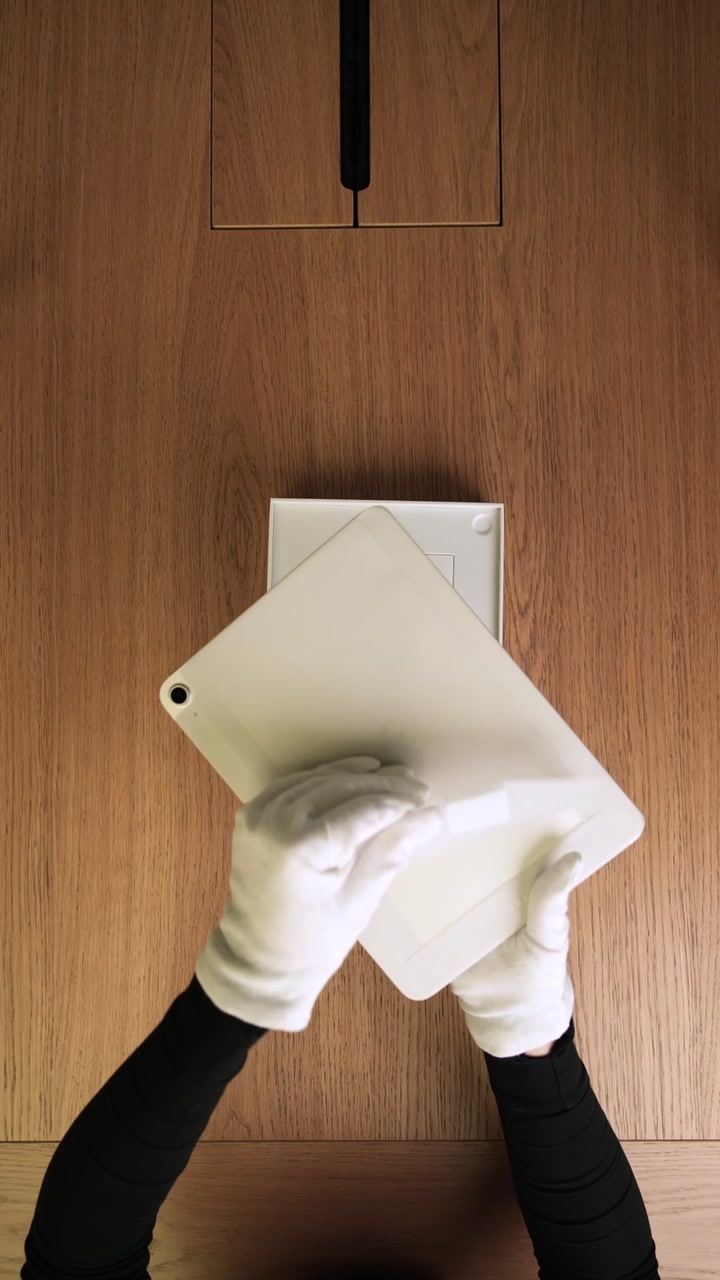 Apple iPad Air 7 (2025) 11 дюймов Wi-Fi Starlight (Сияющая звезда)