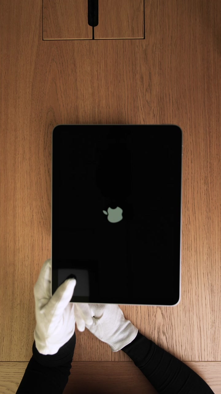 Apple iPad Air 7 (2025) 11 дюймов Wi-Fi Purple (Фиолетовый)
