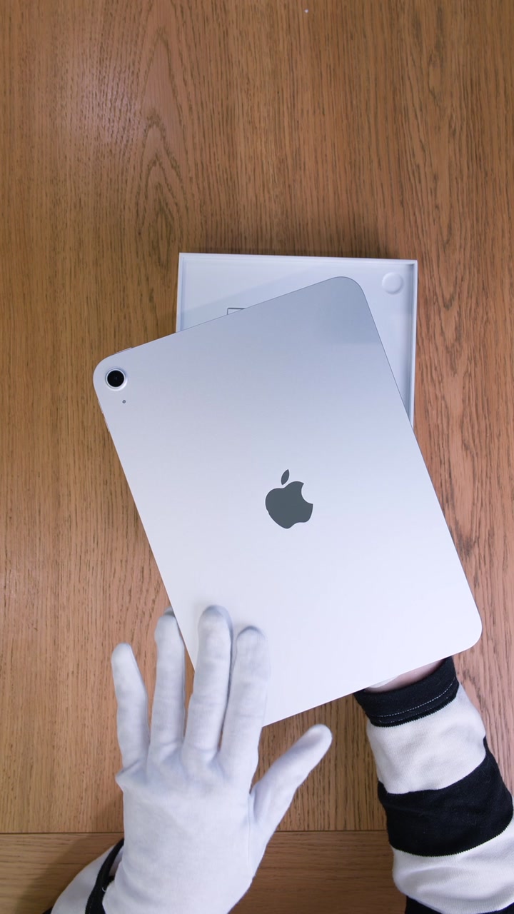 Apple iPad 11 (2025) Wi-Fi Silver (Серебристый)