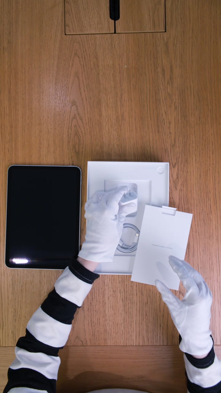 Apple iPad 11 (2025) Wi-Fi Silver (Серебристый)