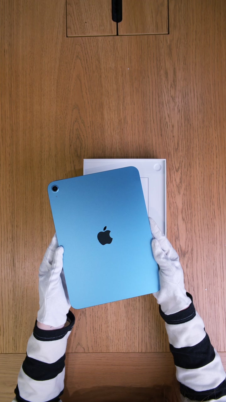 Apple iPad 11 (2025) Wi-Fi Blue (Синий)