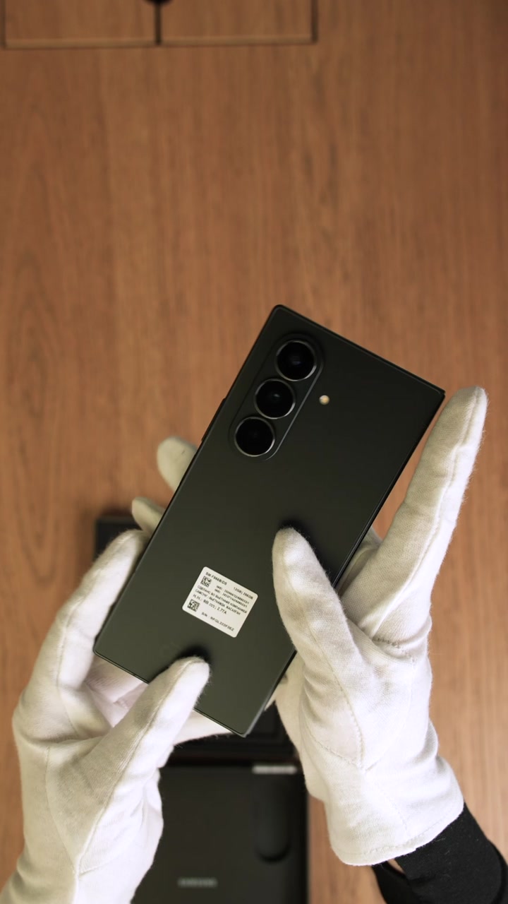 Смартфон Samsung Galaxy Z Fold 7 (Jet Black) SM-F966 (Dual Nano-sim + eSim)