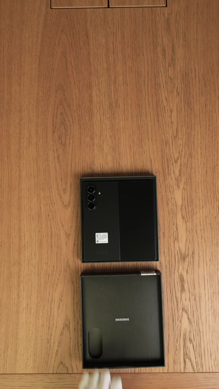 Смартфон Samsung Galaxy Z Fold 7 (Jet Black) SM-F966 (Dual Nano-sim + eSim)