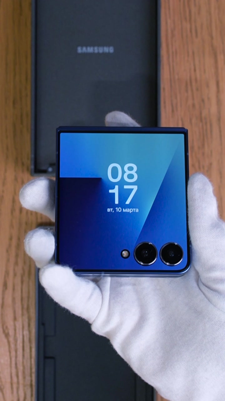 Смартфон Samsung Galaxy Z Flip 7 (Blue Shadow) SM-F766 (Nano-sim + eSim)
