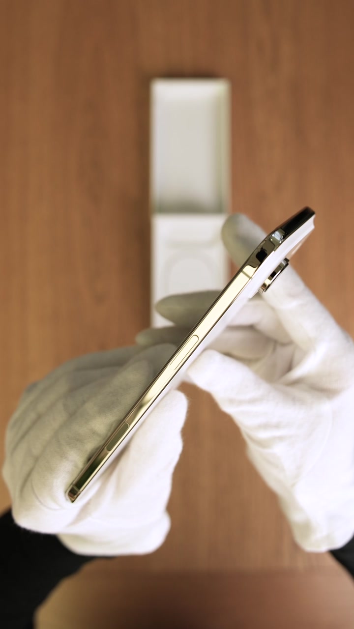 Apple iPhone Air Light Gold (Золотой) eSim + eSim