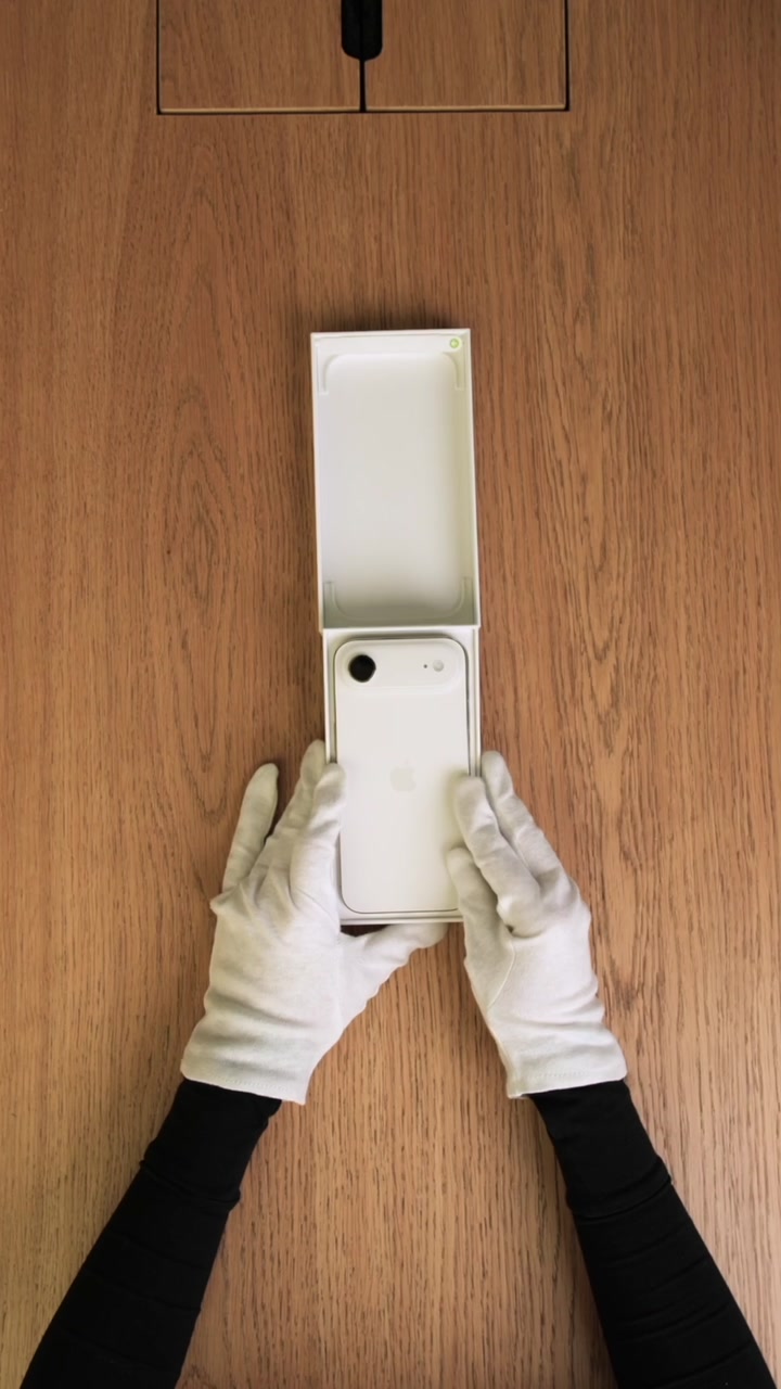 Apple iPhone Air Light Gold (Золотой) eSim + eSim