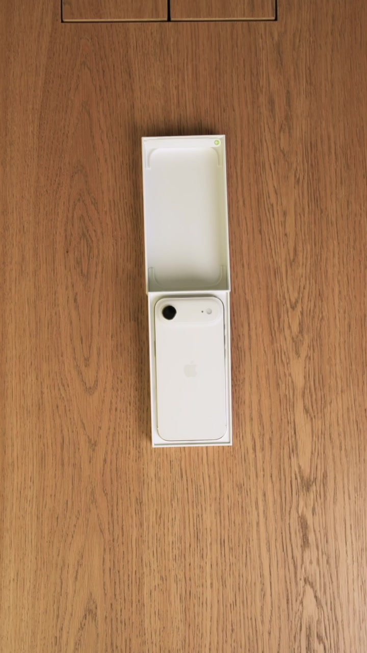 Apple iPhone Air Light Gold (Золотой) eSim + eSim
