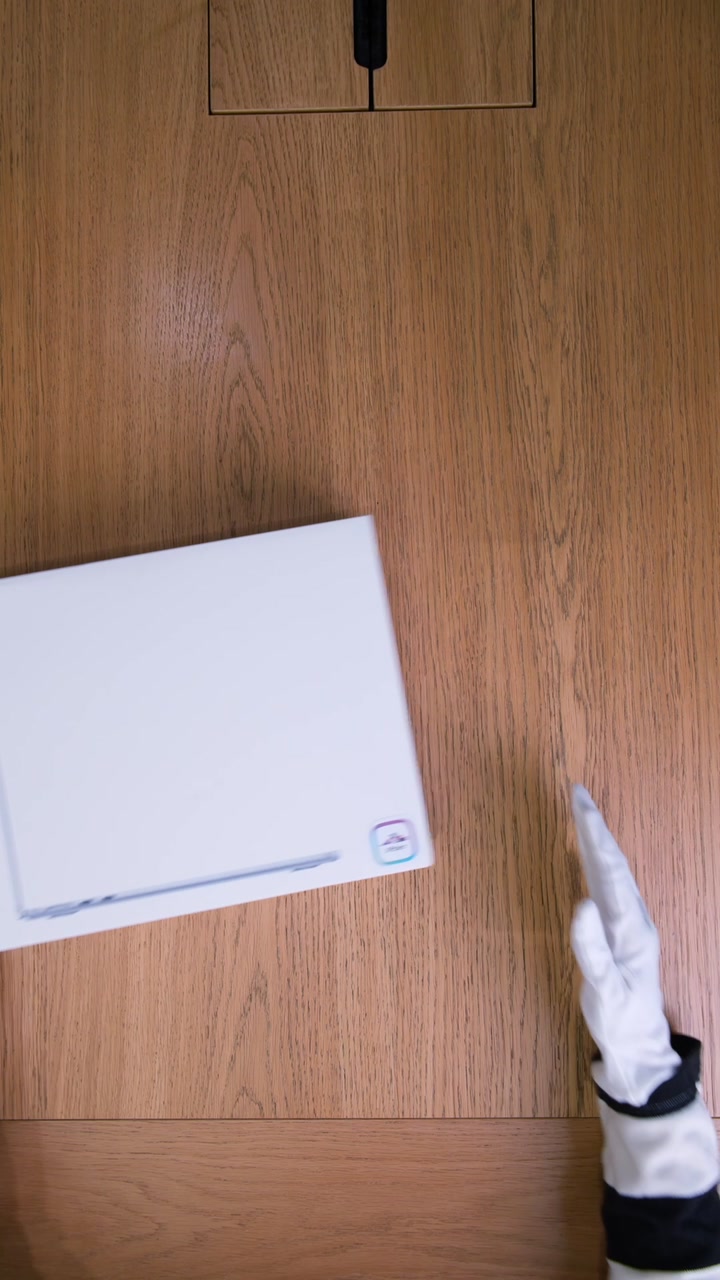 Apple MacBook Air 13 (2026) M5 Sky Blue