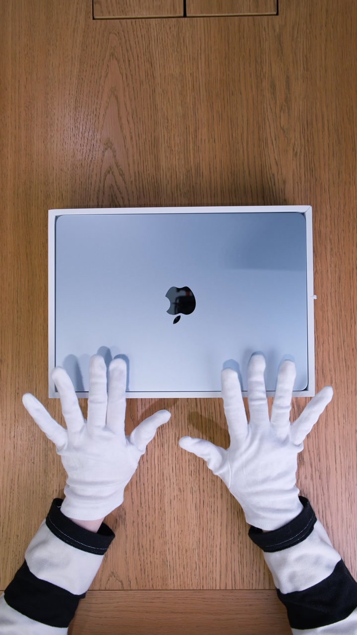 Apple MacBook Air 13 (2026) M5 Sky Blue
