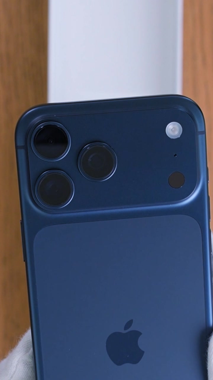 Apple iPhone 17 Pro Max Deep Blue (Тёмно-синий)