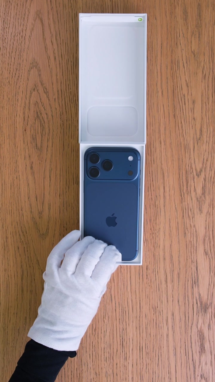 Apple iPhone 17 Pro Max Deep Blue (Тёмно-синий) eSim + eSim