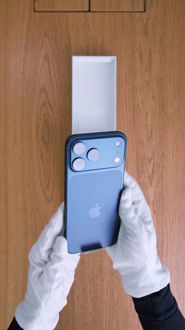 Apple iPhone 17 Pro Max Deep Blue (Тёмно-синий) eSim + eSim