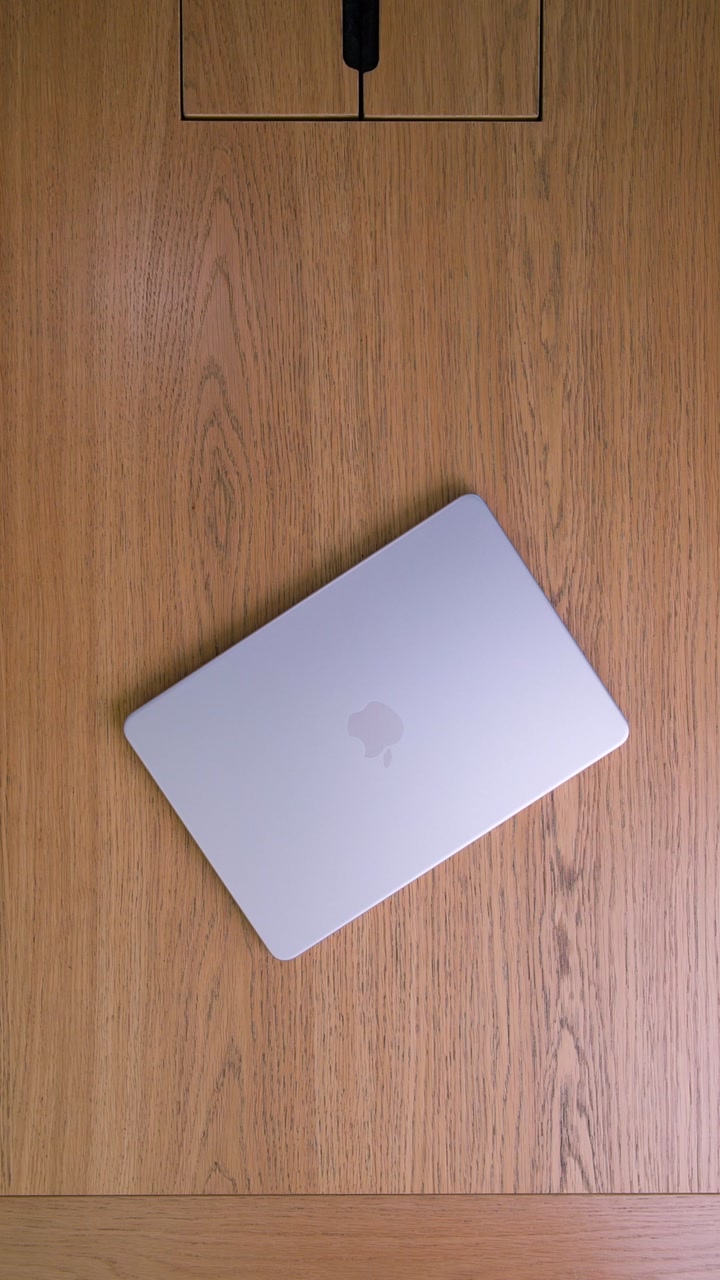 Apple MacBook Neo (2026) A18 Pro (6CPU/5GPU/8GB/512GB) Blush (MHFJ4)