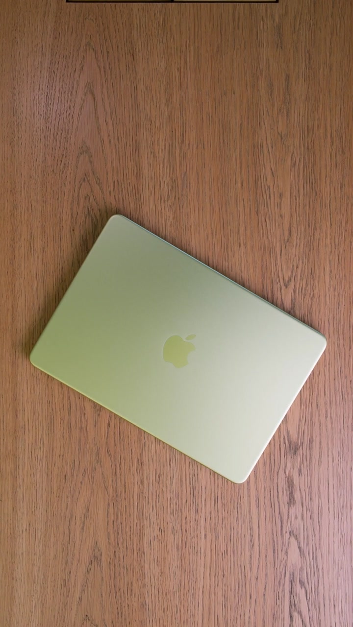 Apple MacBook Neo (2026) A18 Pro (6CPU/5GPU/8GB/512GB) Citrus (MHFE4)