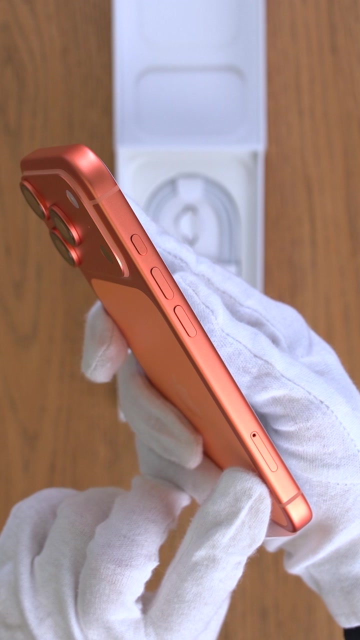 Apple iPhone 17 Pro Cosmic Orange (Оранжевый) Nano-sim + eSim