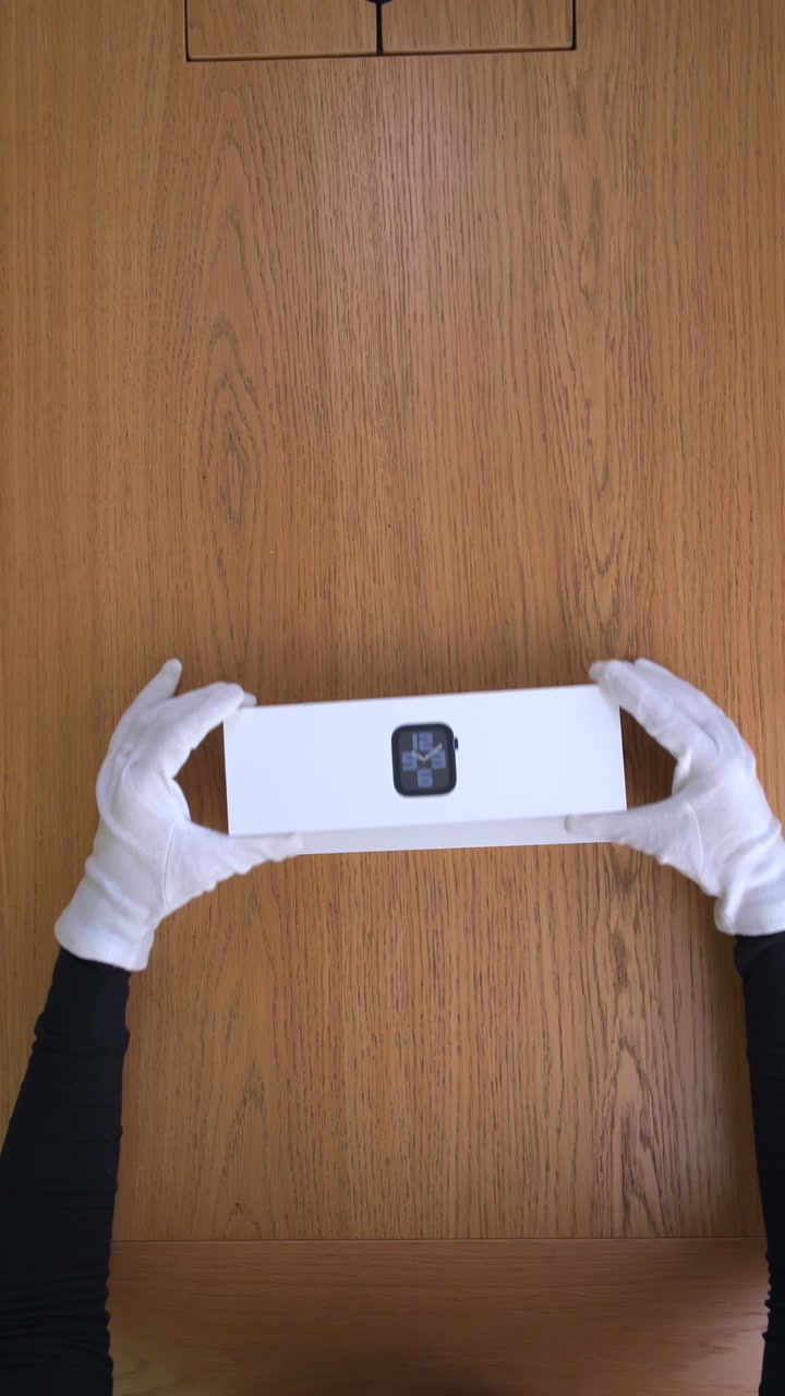 Apple Watch SE (2024) 44 мм Корпус из алюминия «Midnight» Спортивный ремешок S/M «Midnight»