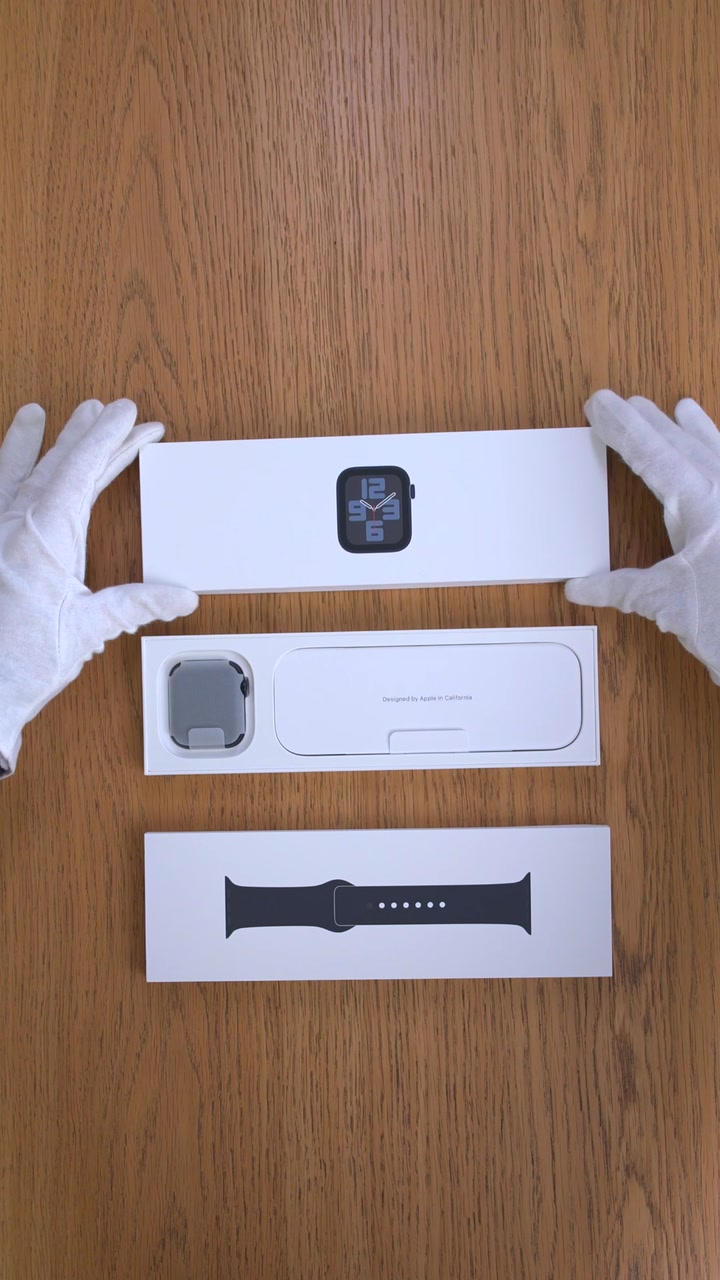 Apple Watch SE (2024) 44 мм Корпус из алюминия «Midnight» Спортивный ремешок S/M «Midnight»