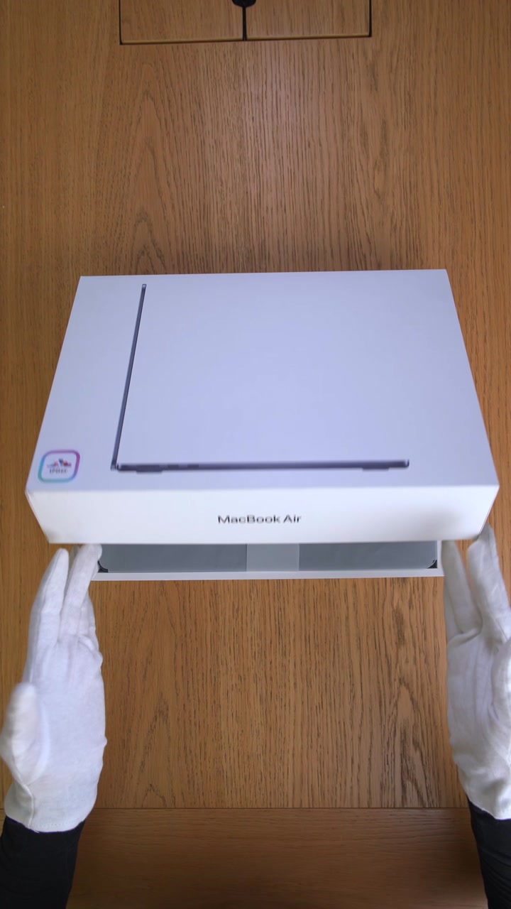 Apple MacBook Air 13 (2025) M4 (10CPU/8GPU/16GB/256GB) Midnight (MW123)
