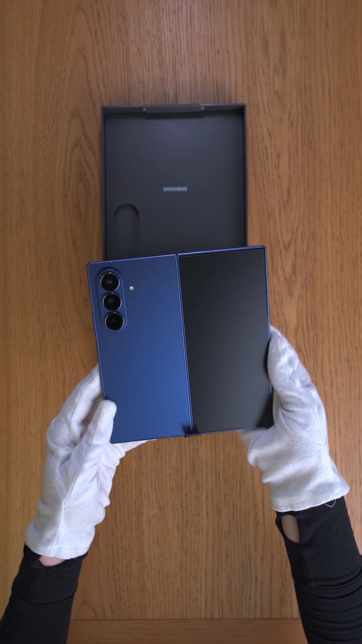 Смартфон Samsung Galaxy Z Fold 7 (Blue Shadow) SM-F966 (Dual Nano-sim + eSim)