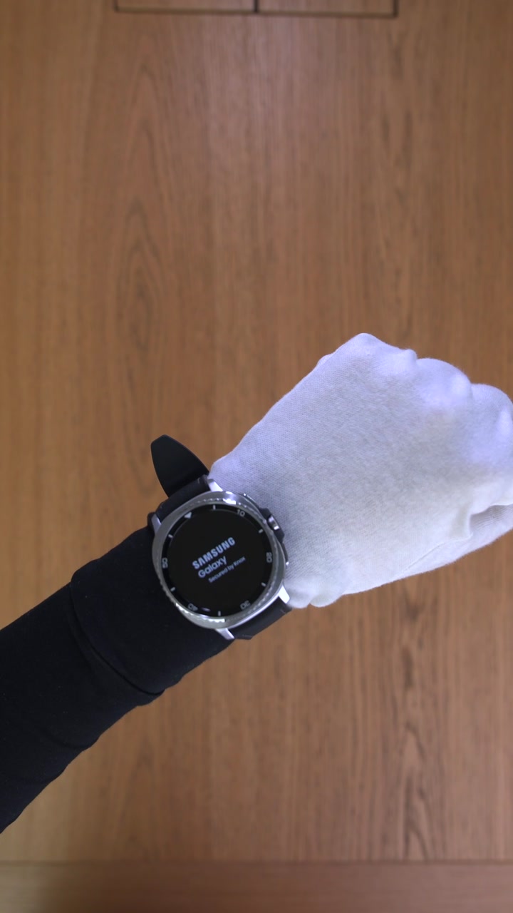 Samsung Galaxy Watch 8 Classic (Bluetooth) 46mm (Black) SM-L500