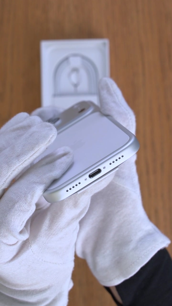 Apple iPhone 17 Pro Silver (Серебристый) Nano-sim + eSim