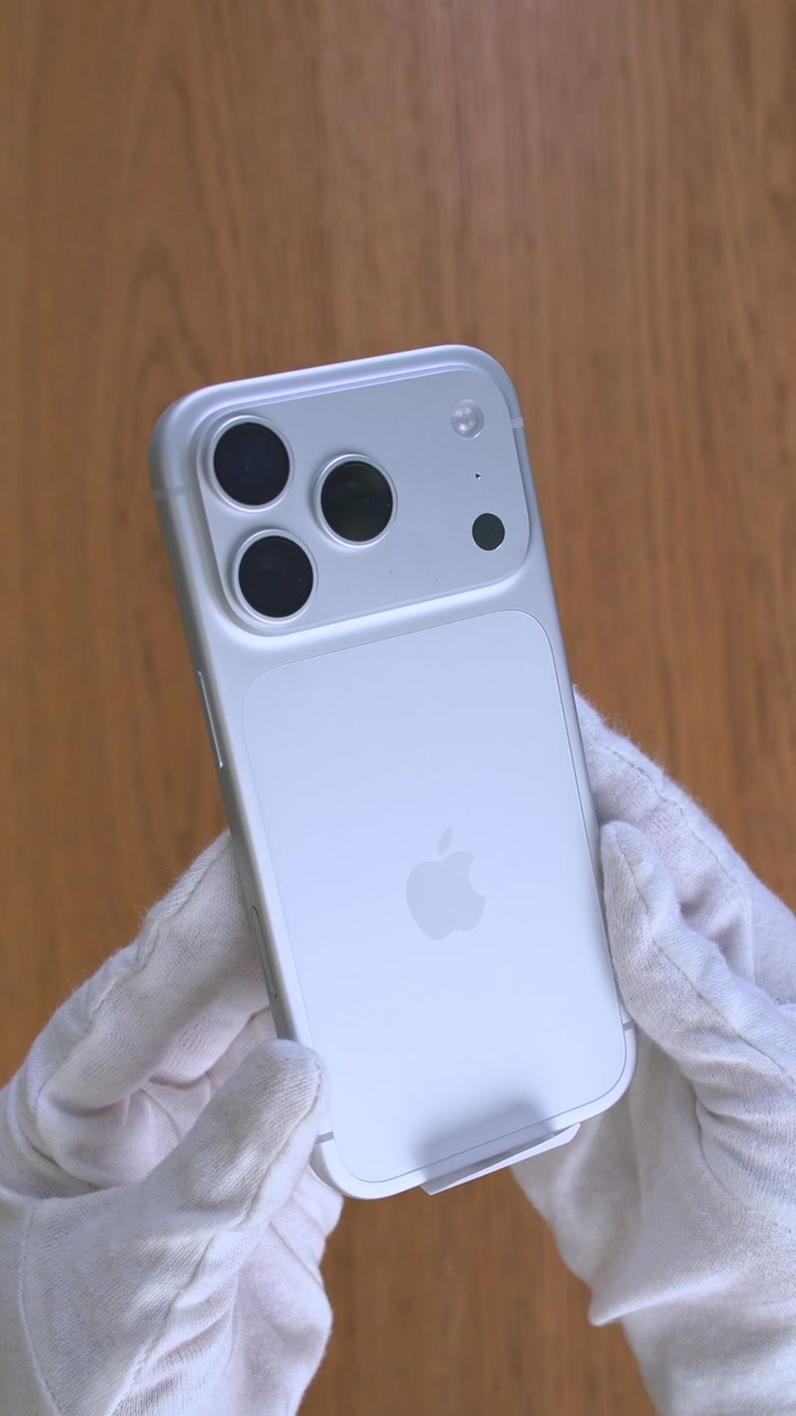 Apple iPhone 17 Pro Silver (Серебристый) Nano-sim + eSim