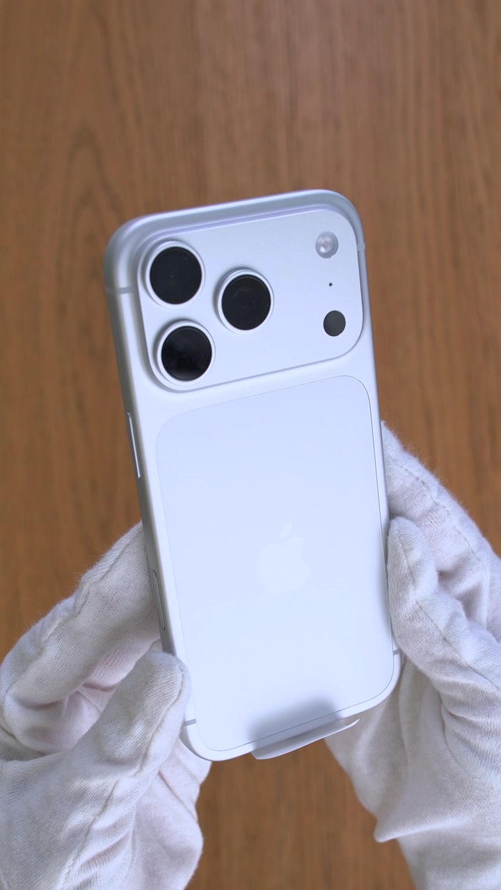Apple iPhone 17 Pro Silver (Серебристый) Nano-sim + eSim