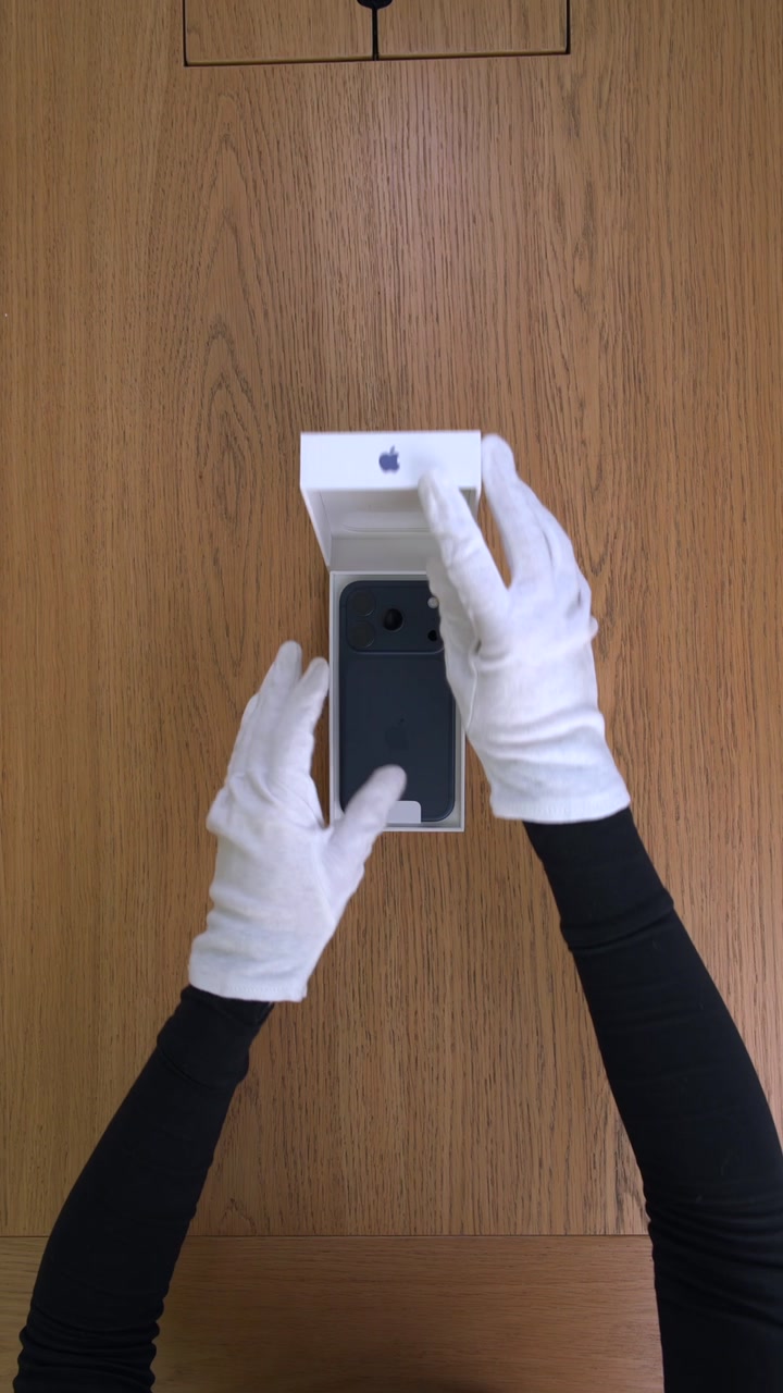 Apple iPhone 17 Pro Deep Blue (Тёмно-синий) Nano-sim + eSim