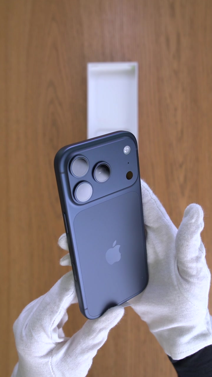 Apple iPhone 17 Pro Deep Blue (Тёмно-синий) Nano-sim + eSim