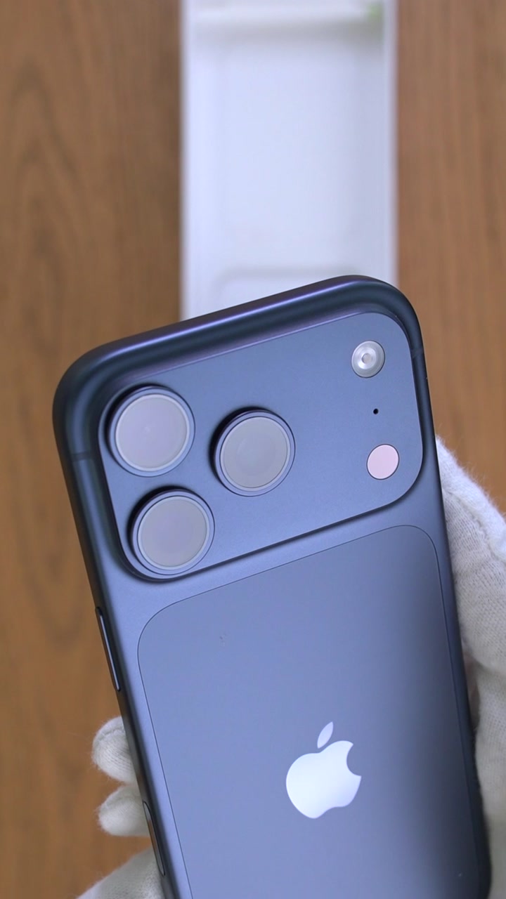 Apple iPhone 17 Pro Deep Blue (Тёмно-синий) Nano-sim + eSim