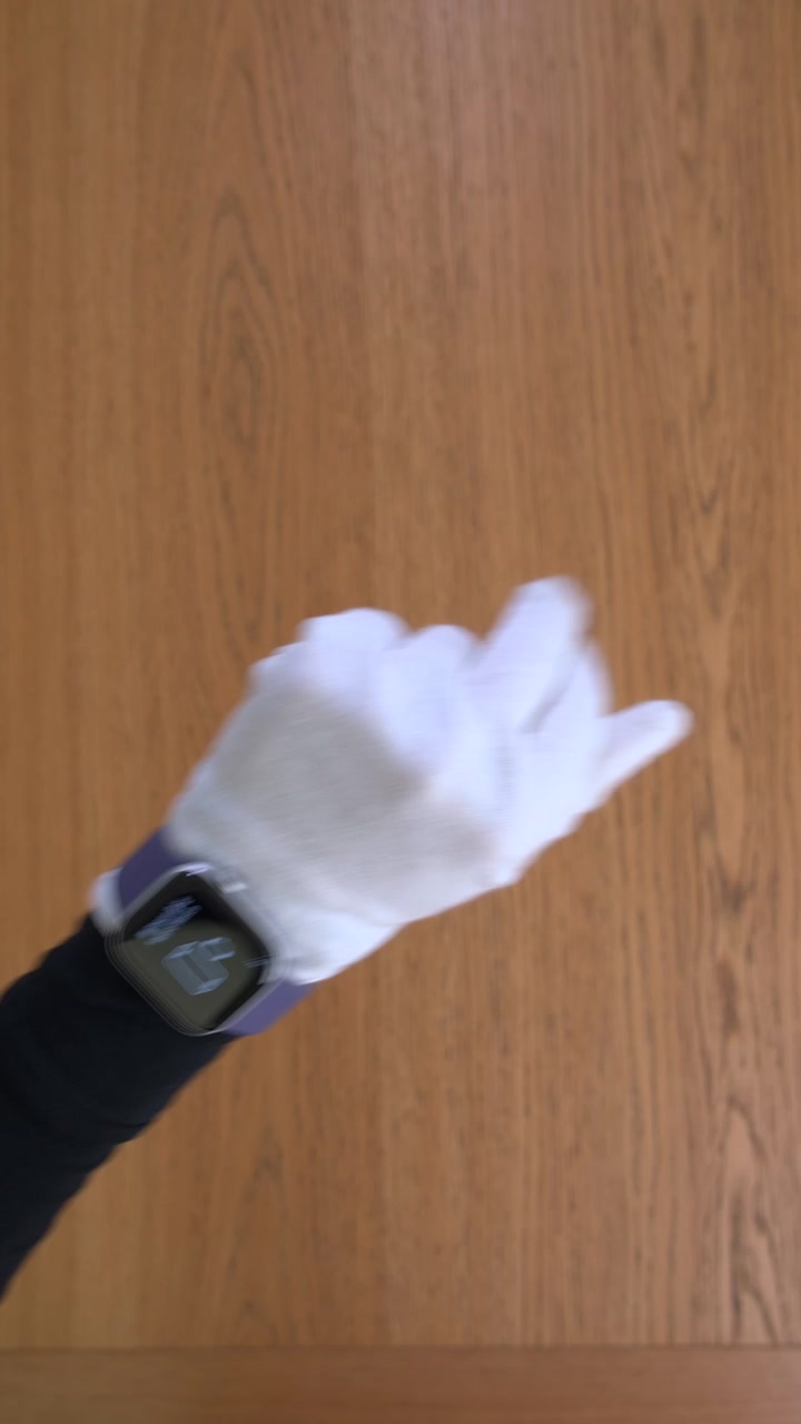 Apple Watch Series 11 42 мм Корпус из алюминия «Silver» Спортивный ремешок S/M «Purple Fog»