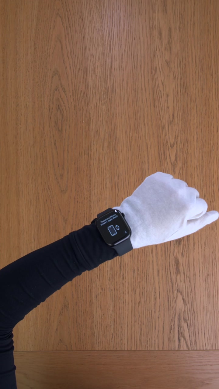 Apple Watch Series 11 46 мм Корпус из алюминия «Jet Black» Спортивный ремешок M/L «Black»