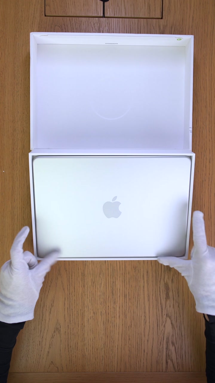 Apple MacBook Neo (2026) A18 Pro (6CPU/5GPU/8GB/512GB) Silver (MHFC4)
